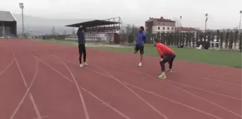 Atletizm Milli Takım Bolu'da güç depoluyor