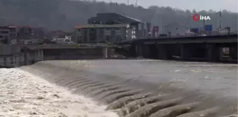 Zonguldak'taki köprü faciasında acılar 10 yıldır dinmiyor... Suya kapılan 4 kişi halen kayıp