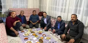 AK Parti heyeti vatandaşların iftar sofrasına misafir oluyor