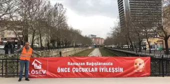 LÖSEV Kastamonu İl Temsilcisi Yılmaz: 'Çocuklarımızın ellerinden tutun'