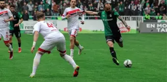 TFF 2. Lig: Sakaryaspor: 3 Turgutluspor: 0