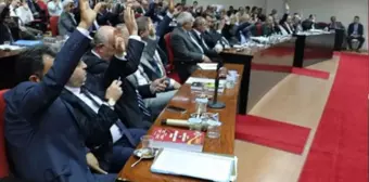 CHP'li belediyenin teklifine 'evet' diyen AK Partili Hassa Belediye Başkanı ihraç talebiyle disipline sevk edildi