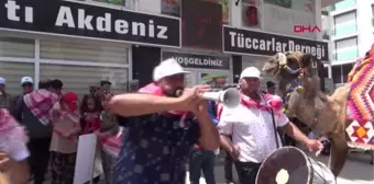 KUMLUCA'DA YÖRÜK GÖÇÜ KORTEJİ