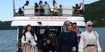 Üniversite öğrencileri Samsun'u keşfediyor