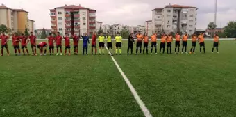 Çameli Belediyespor hakeme takıldı