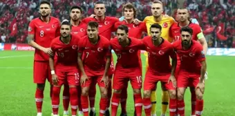 A Milli Takım aday kadrosunda kimler var 2022? Türkiye UEFA Uluslar Ligi aday kadrosu belli oldu mu? Milli takımda ilk 11'de kimler var? Kaleci-Forvet