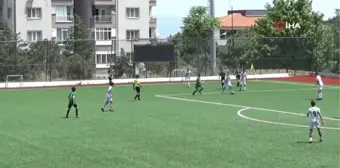 Genç horozlar U14'de Altay'ı dörtledi