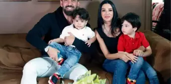 Arda Turan: Futbolu bırakıyor muyum bırakmıyor muyum bilmiyorum. Eşim de bana sordu, 'oturup konuşacağız' dedim