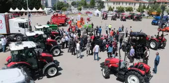 Bolu'da Gıda Tarım ve Hayvancılık ile Yapı Mobilya ve Ev Tekstili fuarları açıldı