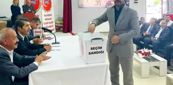 Başkan Ayhan Kahraman güven tazeledi