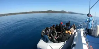 Çanakkale'de yakalanan 100 düzensiz göçmen ülkesine gönderildi