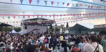 ZEYTİNBURNU'NDA 'MERKEZEFENDİ GELENEKSEL TIP FESTİVALİ' BAŞLADI