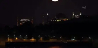 (TIMELAPSE) İstanbul'da 'Süper Ay'