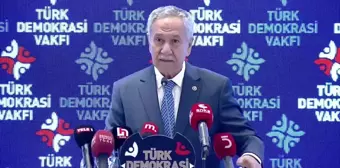 Bülent Arınç: 'Bağırmanın Zamanıdır, Kral Çıplak Demenin Zamanıdır'