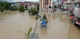 Bartın'da sel suları çekilmeye başladı, kent dron ile havadan görüntülendi