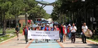 Elazığ'da 30 Haziran Koruyucu Aile Günü yürüyüşü düzenlendi