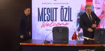 Medipol Başakşehir, Mesut Özil ile sözleşme imzaladı