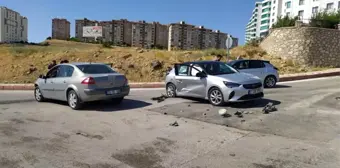 Elazığ'da trafik kazası: 2 yaralı