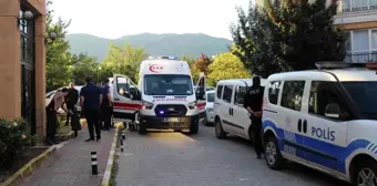 Kocaeli'de 17 yaşındaki genç evde tabancayla vurulmuş halde bulundu