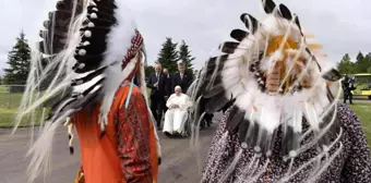 Papa Francis yatılı okullardaki suistimalleri için Kanada'da yerlilerden özür diledi