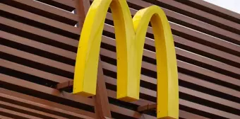 McDonald's Ukrayna'daki restoranlarını yeniden açmaya başlayacak