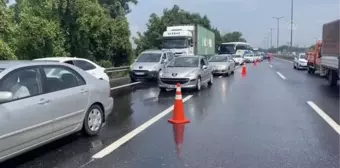 Anadolu Otoyolu'nda kamyona çarpan otomobilin sürücüsü öldü