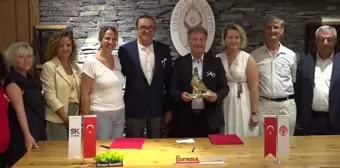 İzmir yerel haberi... Bornova Belediyesi, Kanser Hastası Kadınlara Radyoterapi Sürecinde Umut Evi'nde Konaklama ve Yemek Desteği Verecek