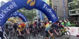 Son dakika haberleri... Turkcell Granfondo Yol Bisiklet Yarışı - Bitiş noktasında gerçekleşen kazada bazı sporcular yaralandı