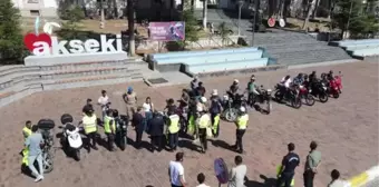 Antalya haber... Akseki'de motosiklet sürücülerine reflektif yelek dağıtıldı