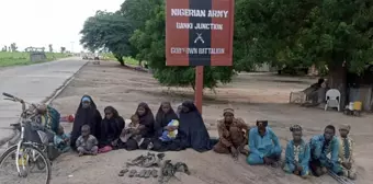 Nijerya'da 17 Boko Haram üyesi teslim oldu