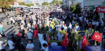 İzmir gündem haberi | Çeşme Müzik Festivali 'Balkan Günleri' Temasıyla Başladı... Ekrem Oran: 'Balkanlar Bizim Ailemiz'