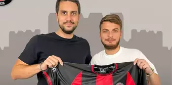 Herkesi ters köşe yaptı! Adem Ljajic, Fatih Karagümrük'te