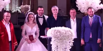 Arabesk Müziğin Sevilen İsmi Evlendi! Cengiz Kurtoğlu Şahitlik Yaptı