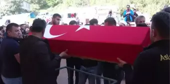 Son dakika haber! Maden ocağındaki patlamada hayatını kaybeden işçilerden Emrah Kaya son yolculuğuna uğurlandı