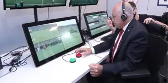 VAR odasının kapıları açıldı! TFF eleştirilen sistemle ilgili tüm yanlış bilinenleri tek tek anlattı