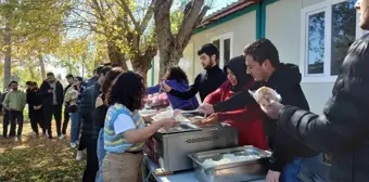 Azerbaycanlı öğrenciler Sakaryabaşı'nda keyifli zaman geçirdi