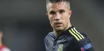 Eski Fenerbahçeli Robin van Persie, Türkiye'nin acısını paylaşarak dünyaya seslendi: Bu herkese bir mesajdır