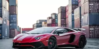 Yeni Lamborghini modeli casus kameralara yakalandı!