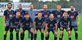 Yunusemre Belediyespor liderliğini devam ettirdi