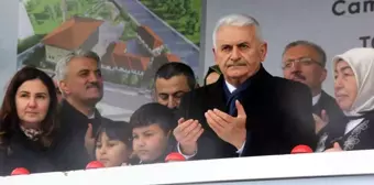 Binali Yıldırım annesi kim? Binali Yıldırım annesi öldü mü, neden öldü?