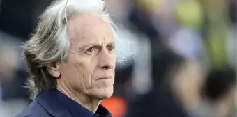 F.Bahçeliler ilk kez izledi! Jorge Jesus'un sahaya sürdüğü ilk 11'i taraftar tanıyamadı