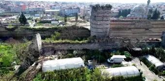 Silivrikapı'da bulunan surlarının yıkılan bölümü havadan görüntülendi