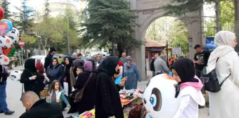 Konya'da mezarlıklarda bayram yoğunluğu