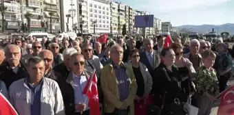 Emekli Astsubaylar İzmir'de Eylem Yaptı: 'Mevcut Hükümet Bizleri Nasıl Görmezden Geldi, Bizler de Sandıkta Onları Görmeyeceğiz'