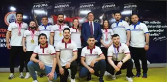 Avrupa'da büyük başarı elde eden milli sporcular, basın mensuplarıyla buluştu