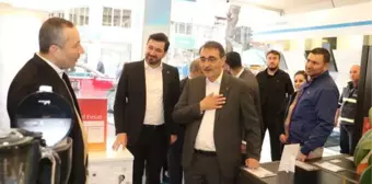 Bakan Dönmez'den Eskişehir'de esnaf ziyareti