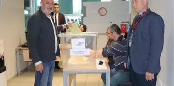 Kapıkule'de oy kullanma işlemleri başladı (2)