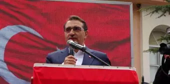 Bakan Dönmez: 'Trabzon'a, Rize'ye giderler milliyetçi kesilirler. Diyarbakır'a giderler özerklik getireceğiz derler'