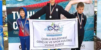 Çorlu Belediyesi Yüzücülerinden Büyük Başarı