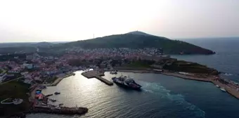 Kuzey Ege'nin turizm cenneti Bozcaada ilçesinde 3 günlük tatil için doluluk oranı yüzde 100'e ulaştı